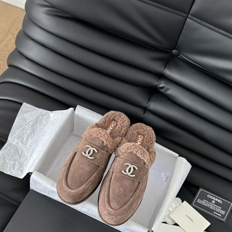 Ch*el slippers